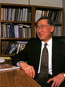 Dr. Sung Lee